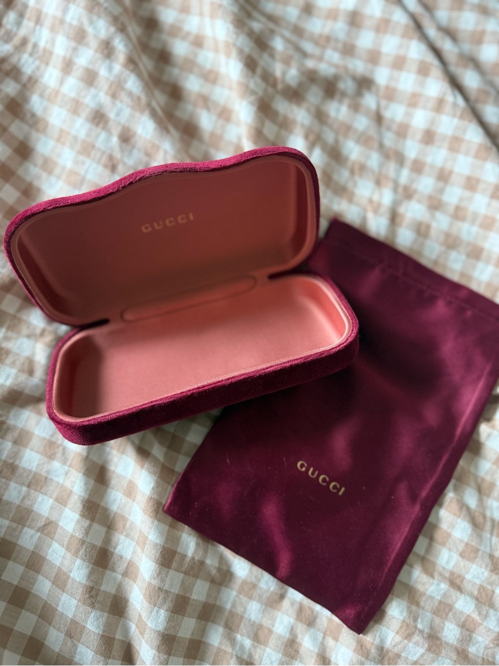 Gucci Velvet Sunglasses Case in Burgundy and Pink